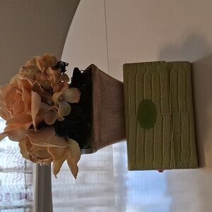 Elegant And SlickLime Green Color Small Wallet!